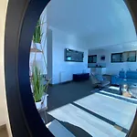 The View Luxury With Pool * 扎达尔