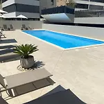 The View Luxury With Pool