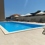 The View Luxury With Pool 公寓
