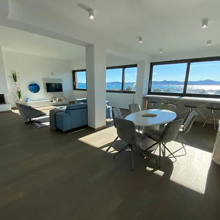 The View Luxury With Pool Zadar