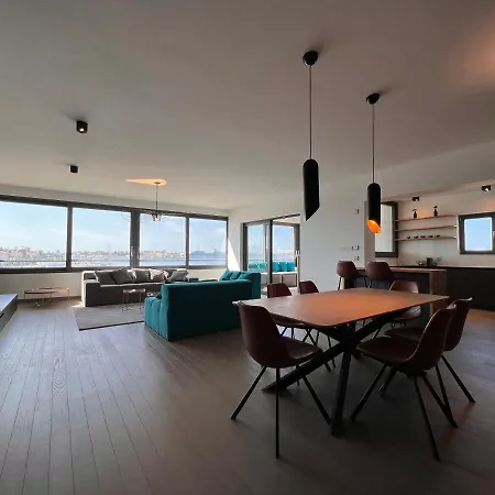 The View Luxury With Pool Apartment