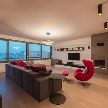 The View Luxury With Pool Apartment Zadar