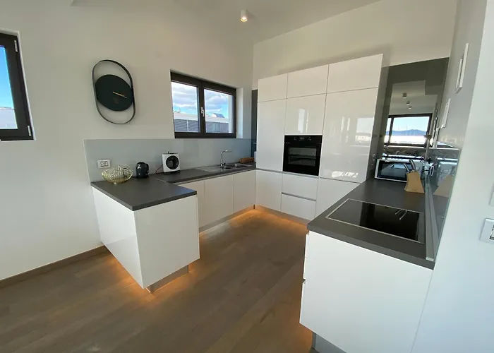 The View Luxury With Pool Lägenhet Zadar