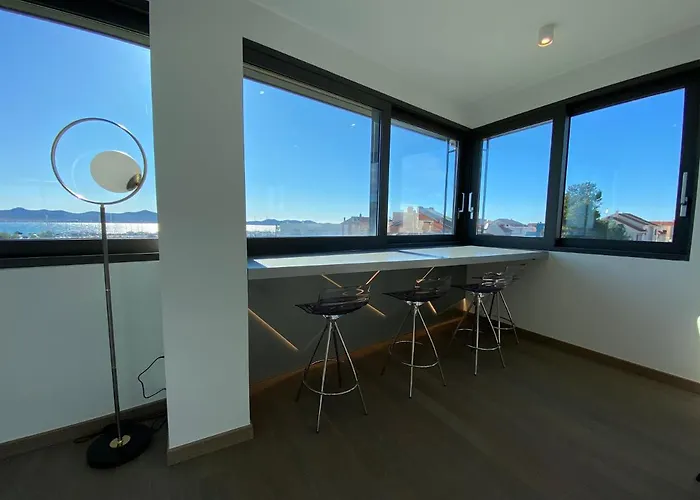 The View Luxury With Pool Apartment *