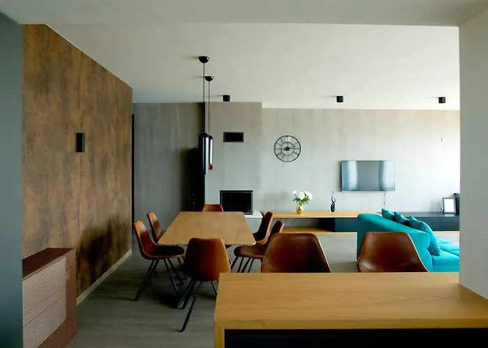 The View Luxury With Pool Apartment