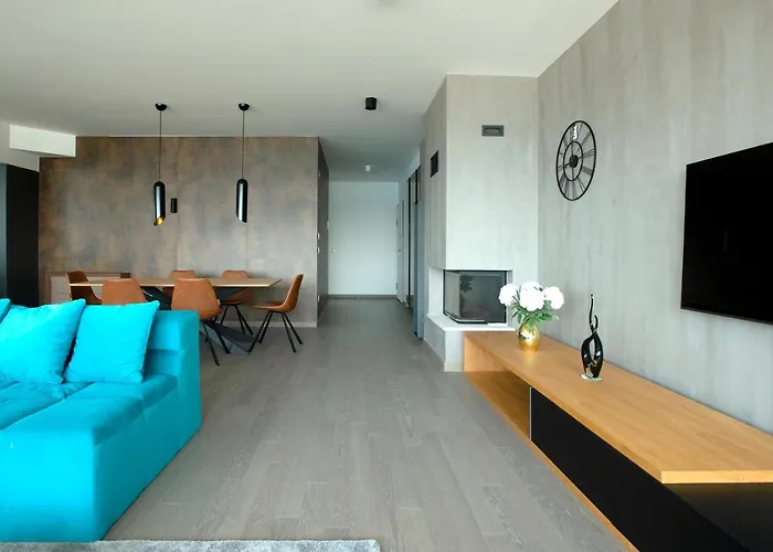 The View Luxury With Pool Apartment