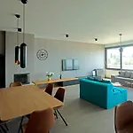 The View Luxury With Pool Apartment
