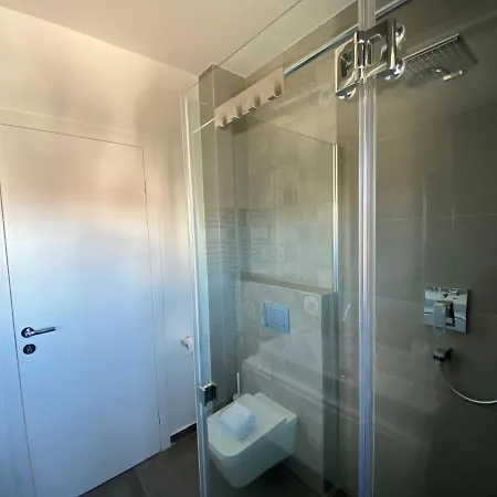 The View Luxury With Pool Apartmán