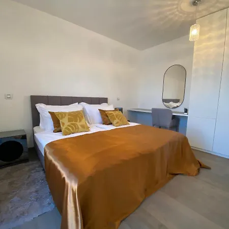 The View Luxury With Pool Apartmán *