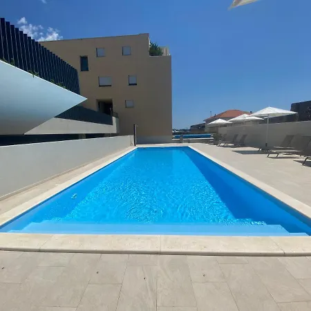 The View Luxury With Pool